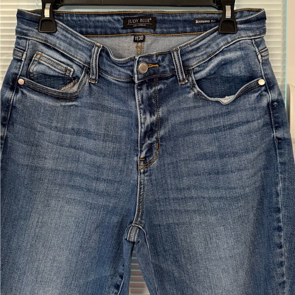Judy Blue Non-Distressed Boyfriend Fit Jeans 11/30 - Picture 2 of 7
